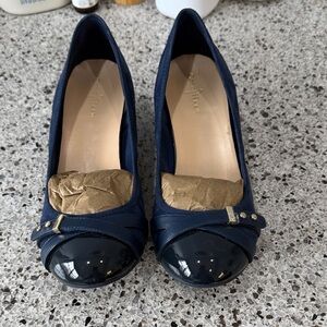 Cole Haan NikeAir Navy Blue Women's Pumps with Patent Toe